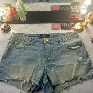 Distressed Blue Hollister California Jean Shorts. Size 17 (W33)!
